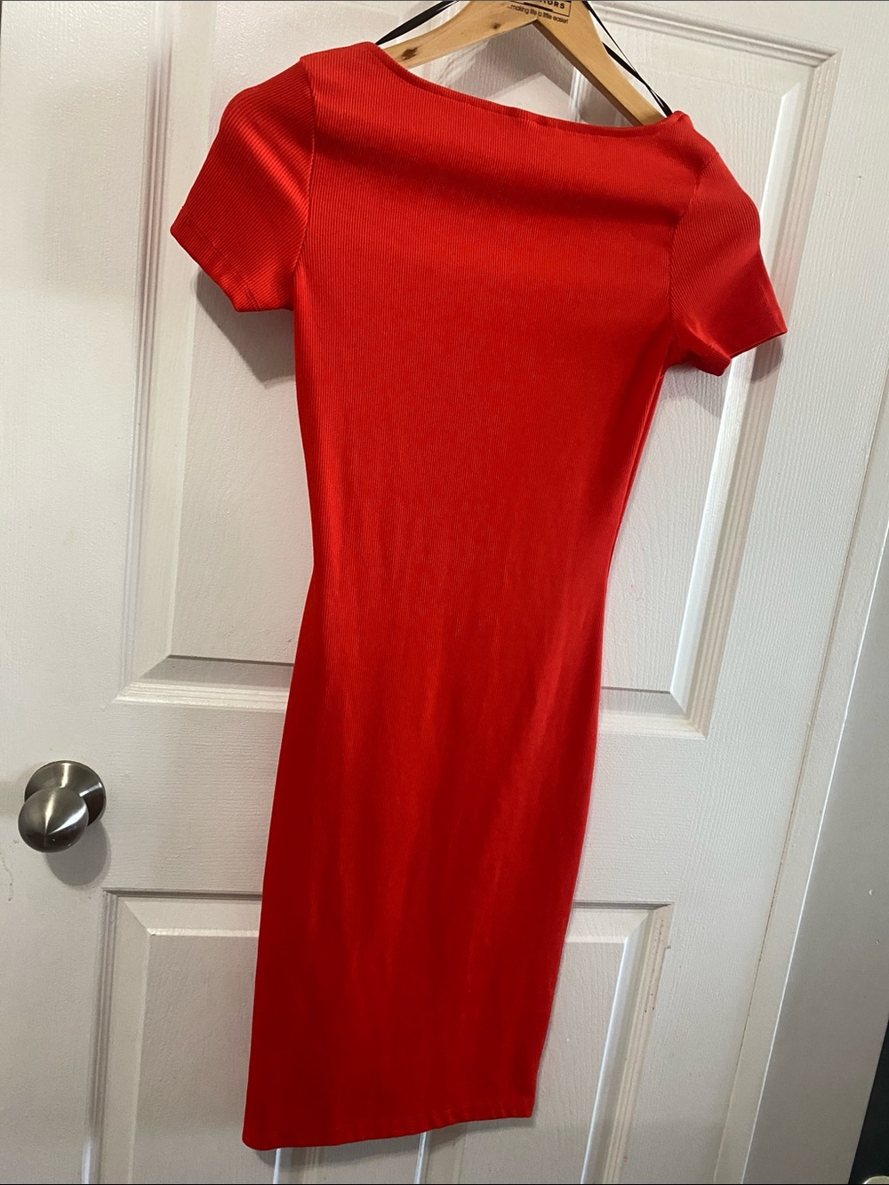 H&M Hennes Bright Red Ribbed Fitted Midi Dress XS Viral Colour EUC - Picture 4 of 7